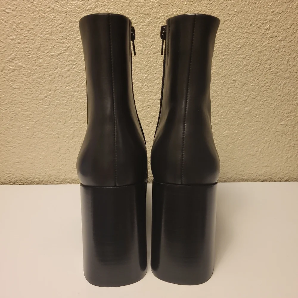 NWOB Vaneli Black Valeke Heeled Booties Size 10N